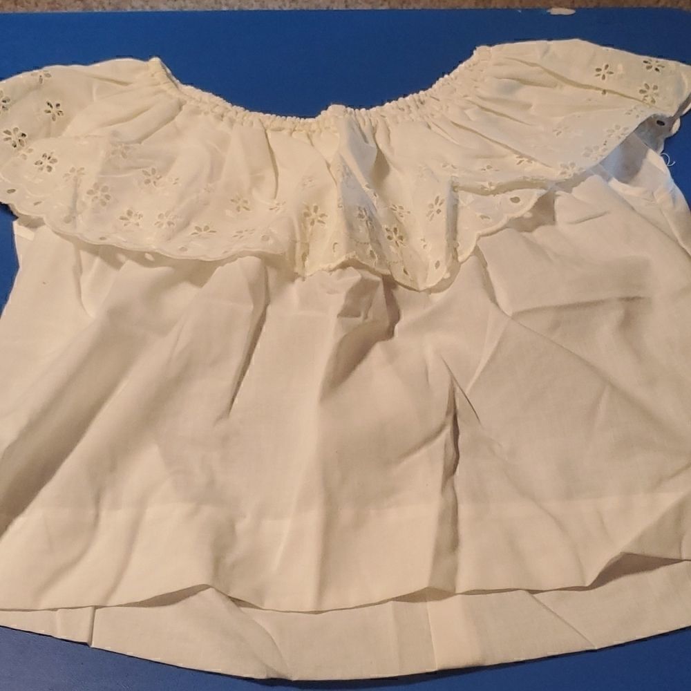 Vintage Rhoda Lee Ruffled Neck Sleeveless Shirt
